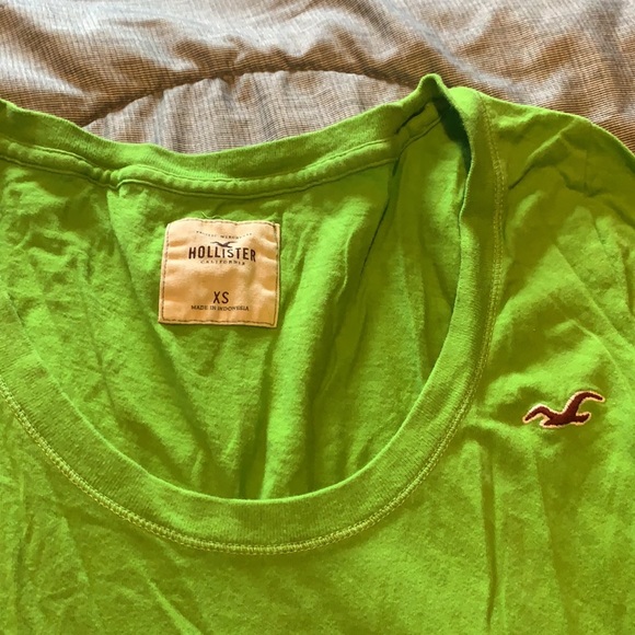 Hollister long sleeve - Picture 2 of 2